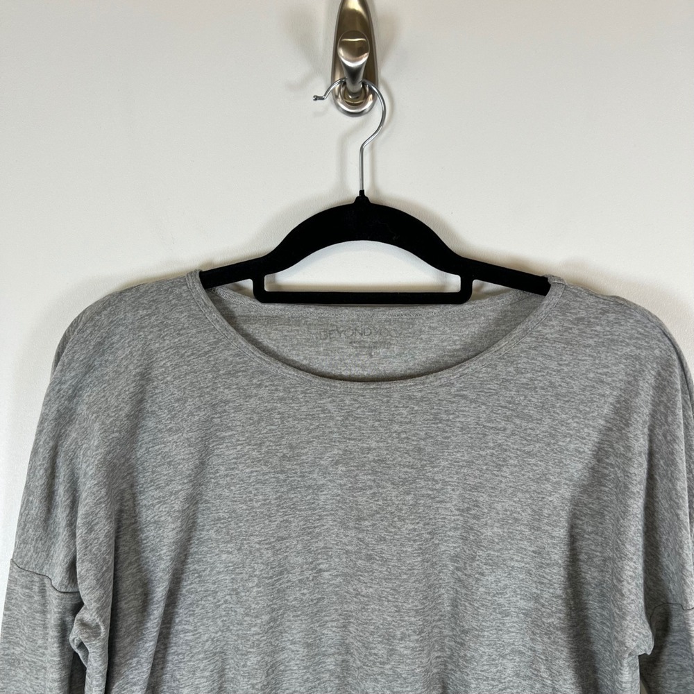 BEYOND YOGA‎ Long Sleeve Athleisure Top Heathered Gray Shirt Women's S - Picture 2 of 7